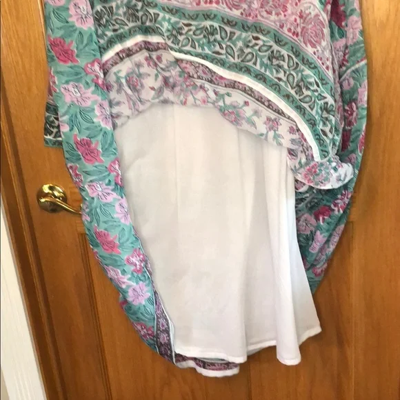 Bella tu XXL Pink and Green Tiered V-Neck Dress Resort Style with Bishop Sleeves - Picture 7 of 12